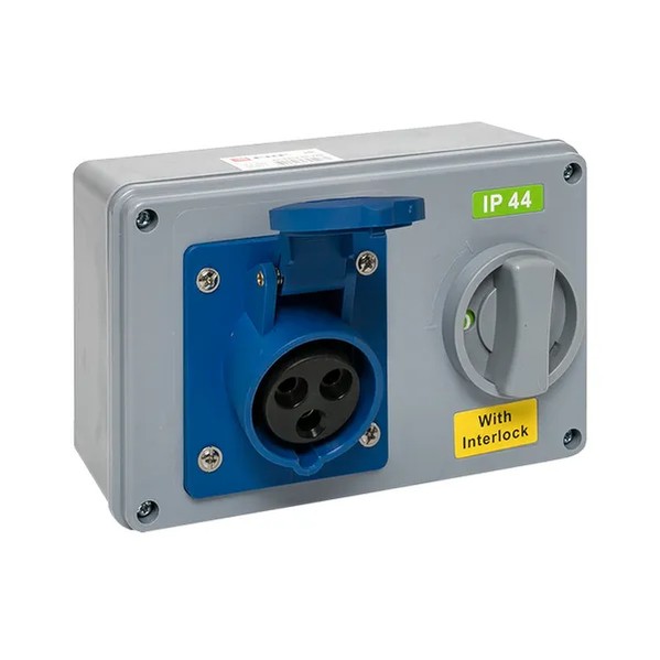 EKF Socket with Lock and Switch - Plastic - Blue 3